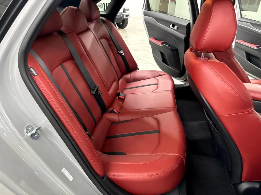 2023 Kia K5 GT-Line photo 19