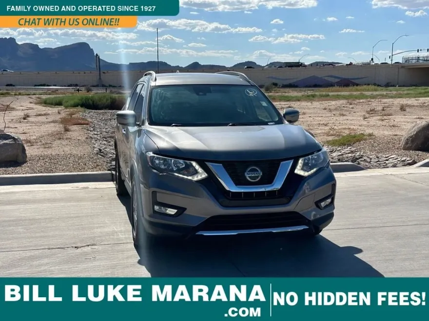 2019 Nissan Rogue SV photo 1