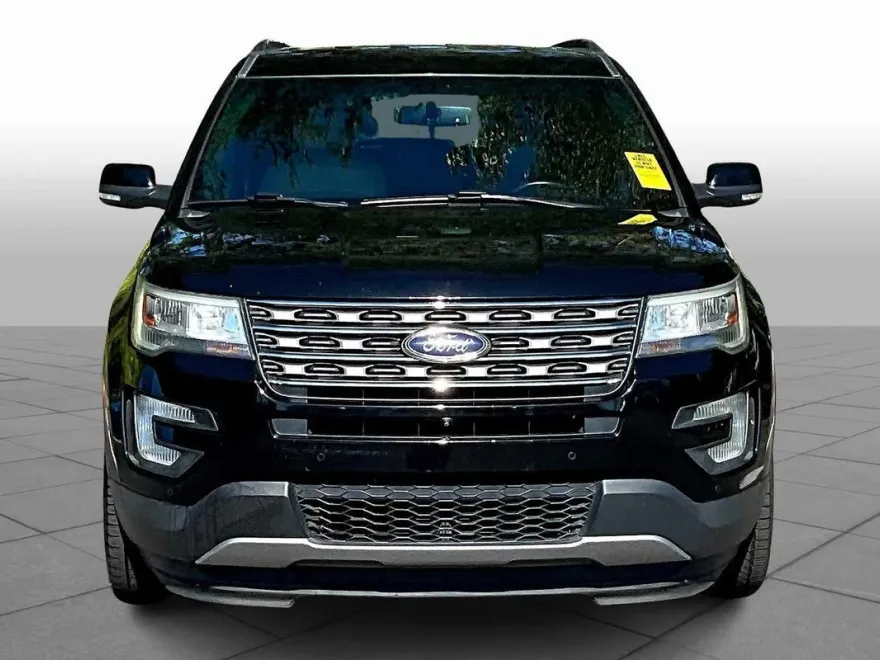 2016 Ford Explorer Limited photo 1