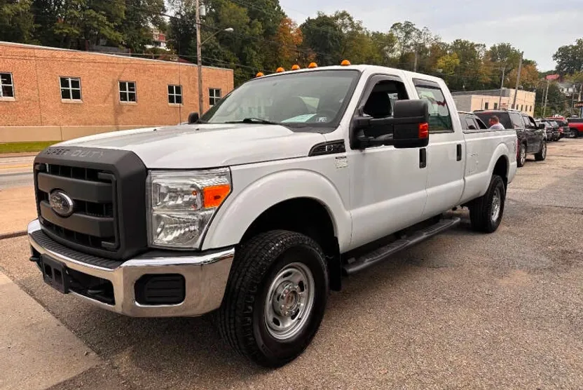 2015 Ford F-250 XL photo 1
