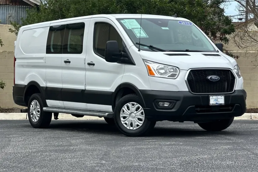 2022 Ford Transit photo 1