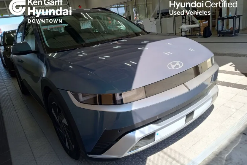 2025 Hyundai Ioniq 5 SEL photo 1