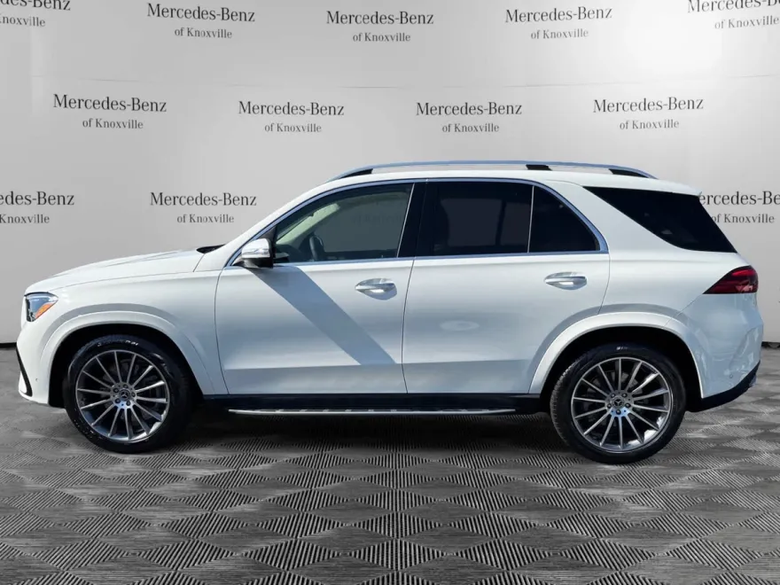 2026 Mercedes Benz GLE 450 4MATIC photo 1