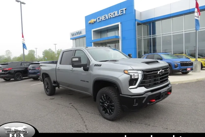 2025 Chevrolet Silverado 2500HD LT photo 1