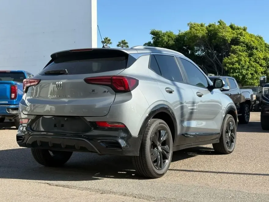2024 Buick Encore GX Sport Touring photo 1