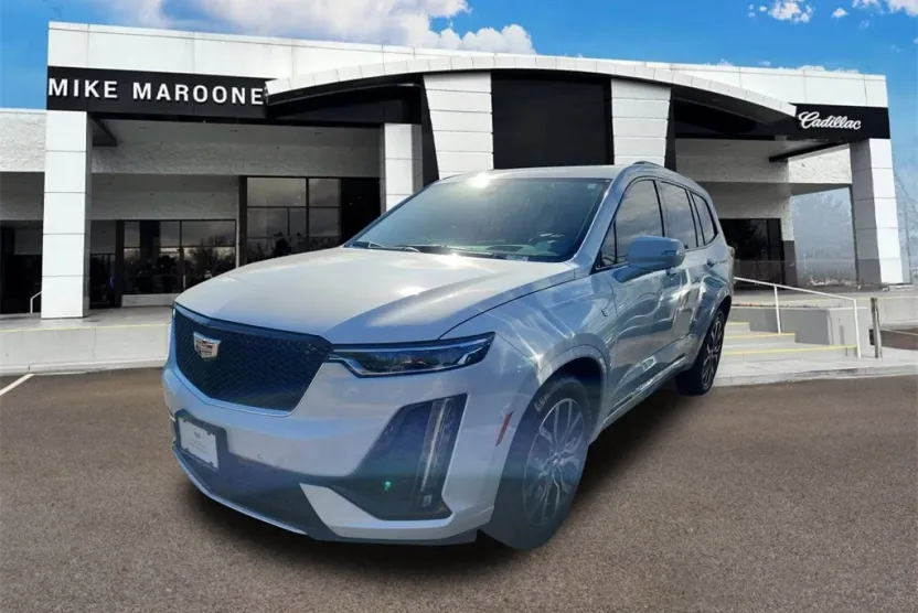 2024 Cadillac XT6 Sport photo 1