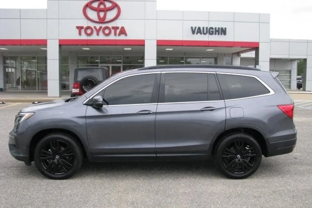 2022 Honda Pilot Special Edition photo 1