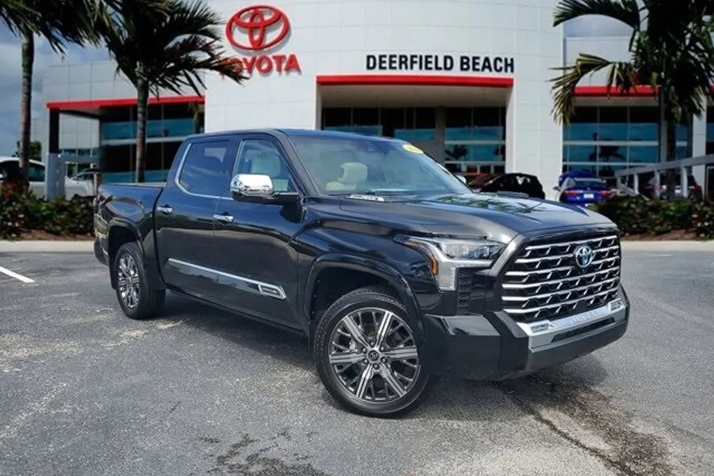 2022 Toyota Tundra CapStone photo 1