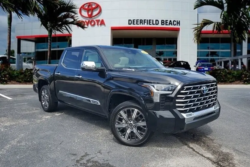 2022 Toyota Tundra CapStone photo 1