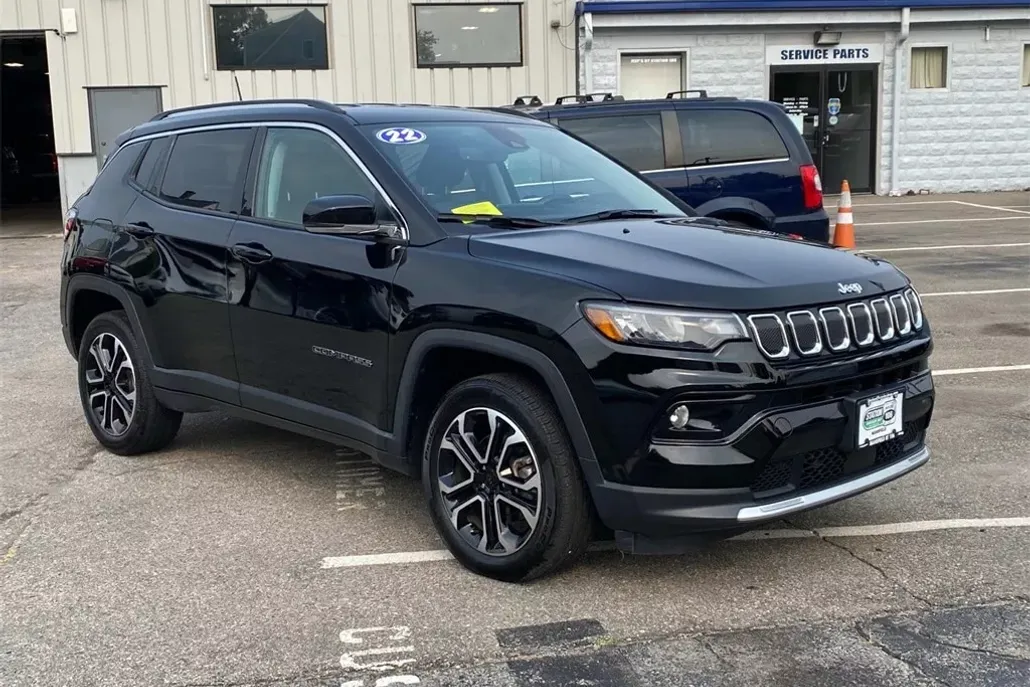 2022 Jeep Compass Limited photo 1