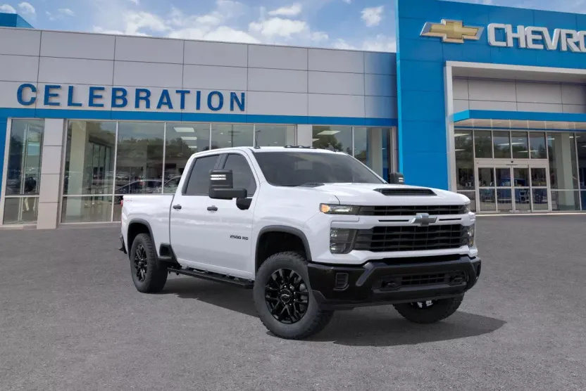 2026 Chevrolet Silverado 2500HD Custom photo 1