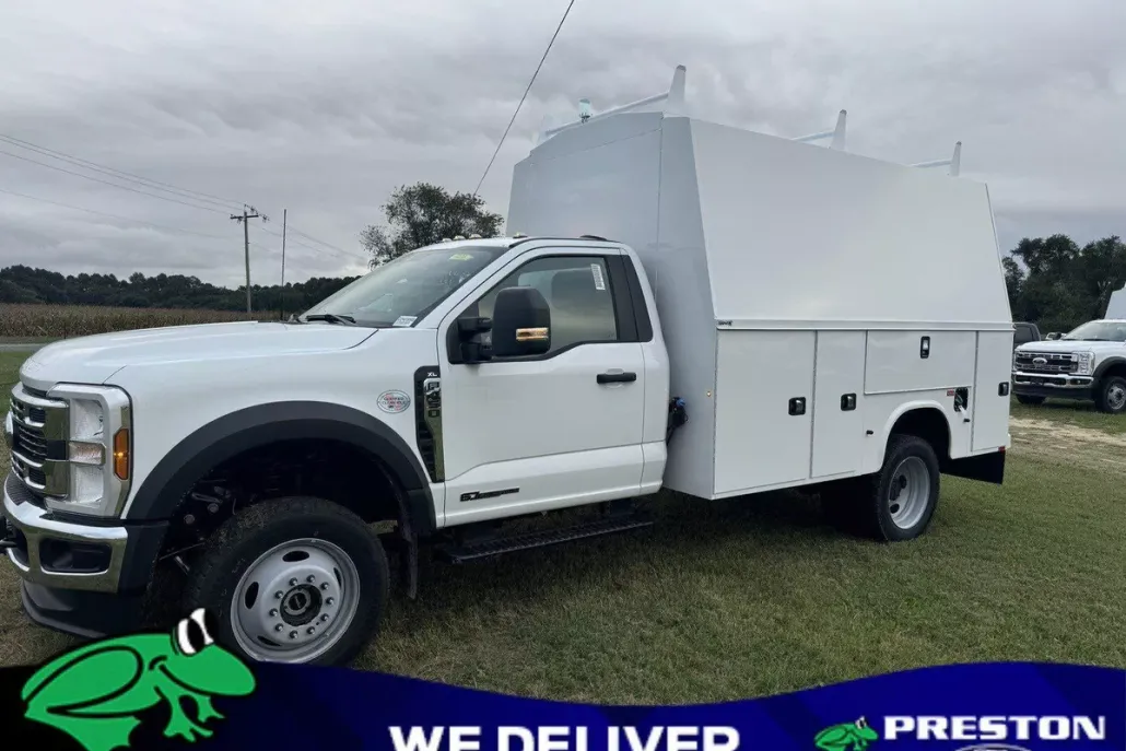 2024 Ford F-450 XL photo 1