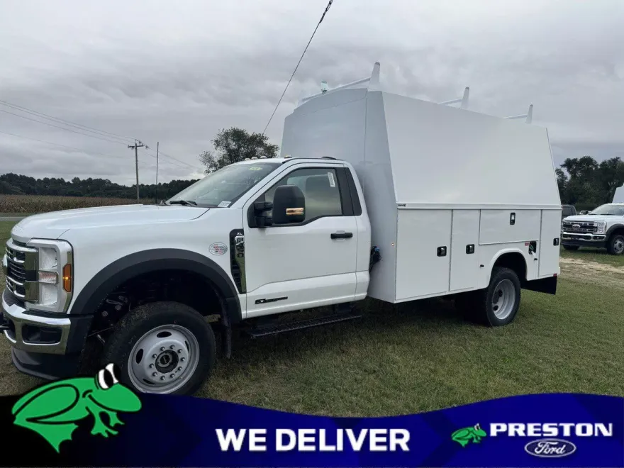 2024 Ford F-450 XL photo 1