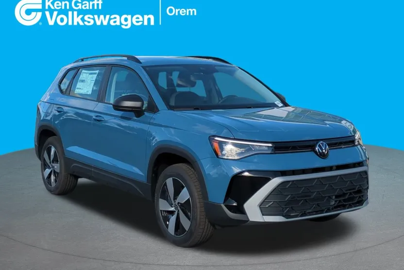 2025 Volkswagen Taos S photo 1