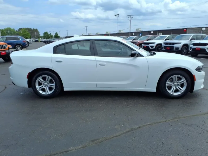 2023 Dodge Charger SXT photo 1