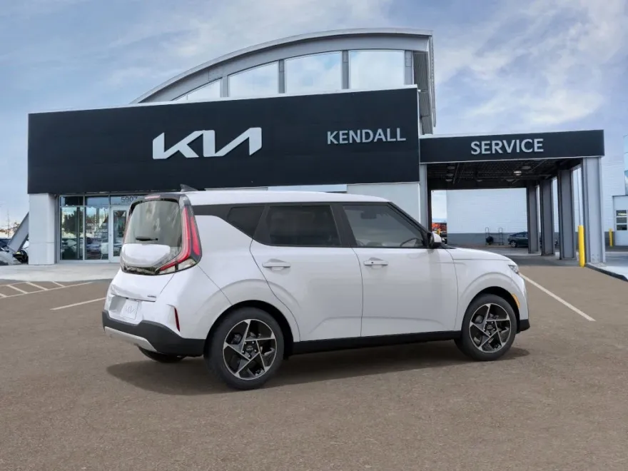 2025 Kia Soul EX photo 1