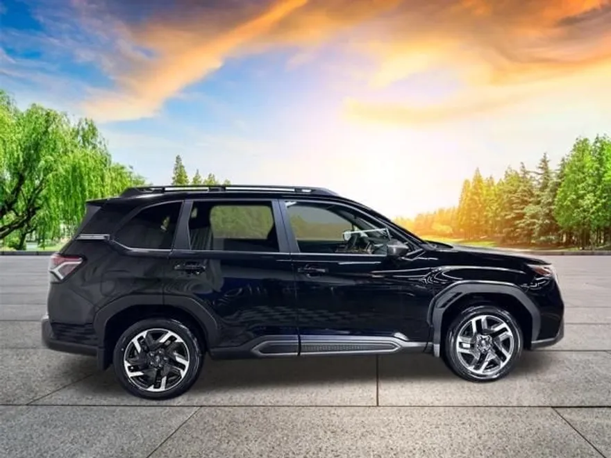 2025 Subaru Forester Limited photo 1