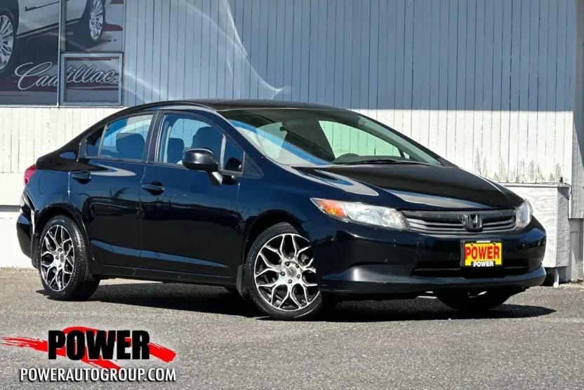 2012 Honda Civic LX photo 1