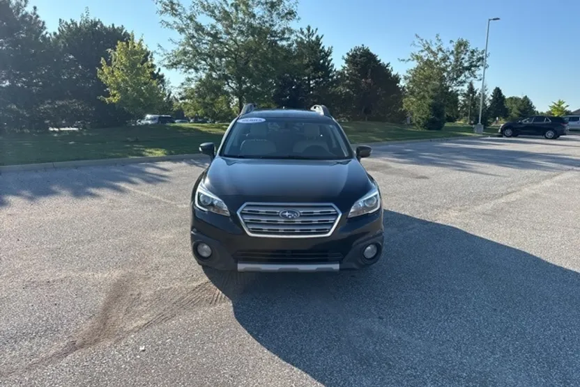 2017 Subaru Outback 2.5i photo 1