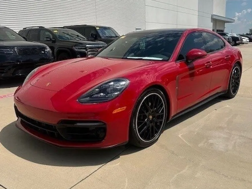2023 Porsche Panamera Platinum photo 1