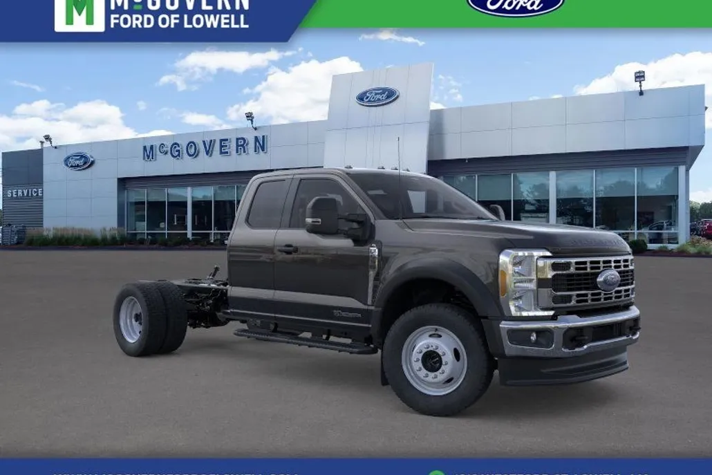 2026 Ford F-550 photo 1