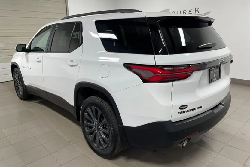 2022 Chevrolet Traverse RS photo 1
