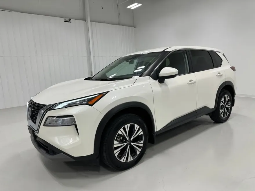 2023 Nissan Rogue SV photo 1
