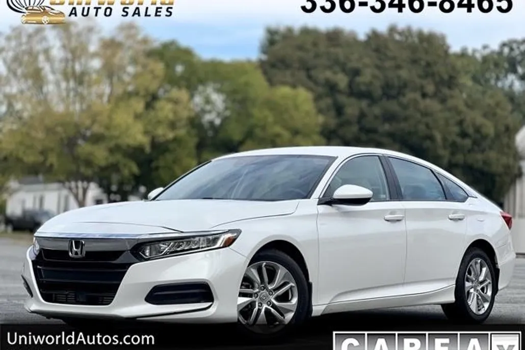 2019 Honda Accord LX 1.5T photo 1
