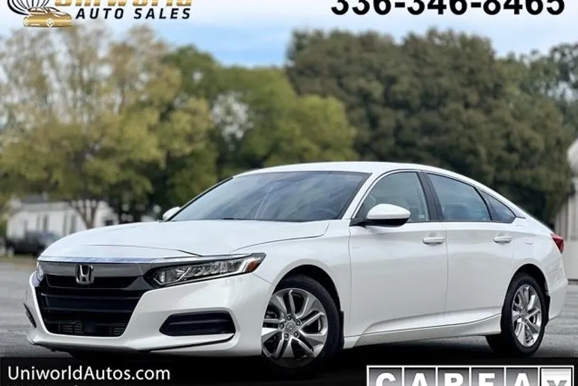 2019 Honda Accord LX 1.5T photo 1