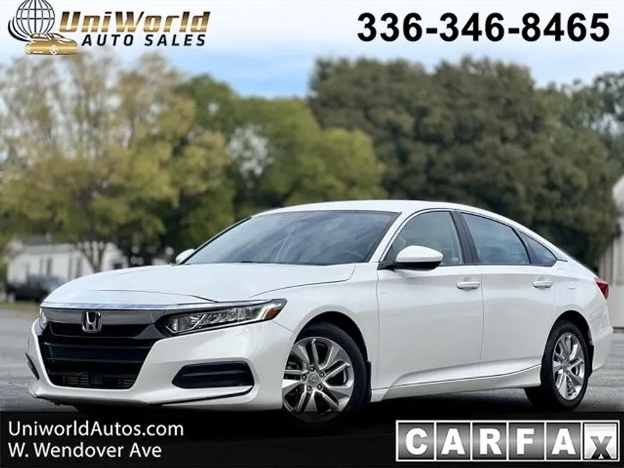 2019 Honda Accord LX 1.5T photo 1