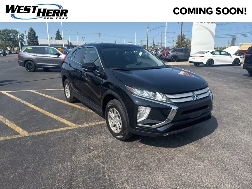 2019 Mitsubishi Eclipse Cross ES photo 1