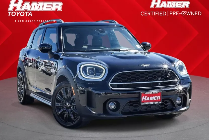 2022 Mini Countryman Signature photo 1