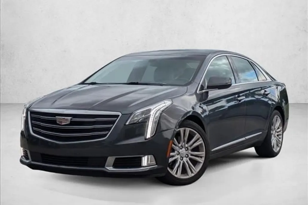 2019 Cadillac XTS Luxury photo 1