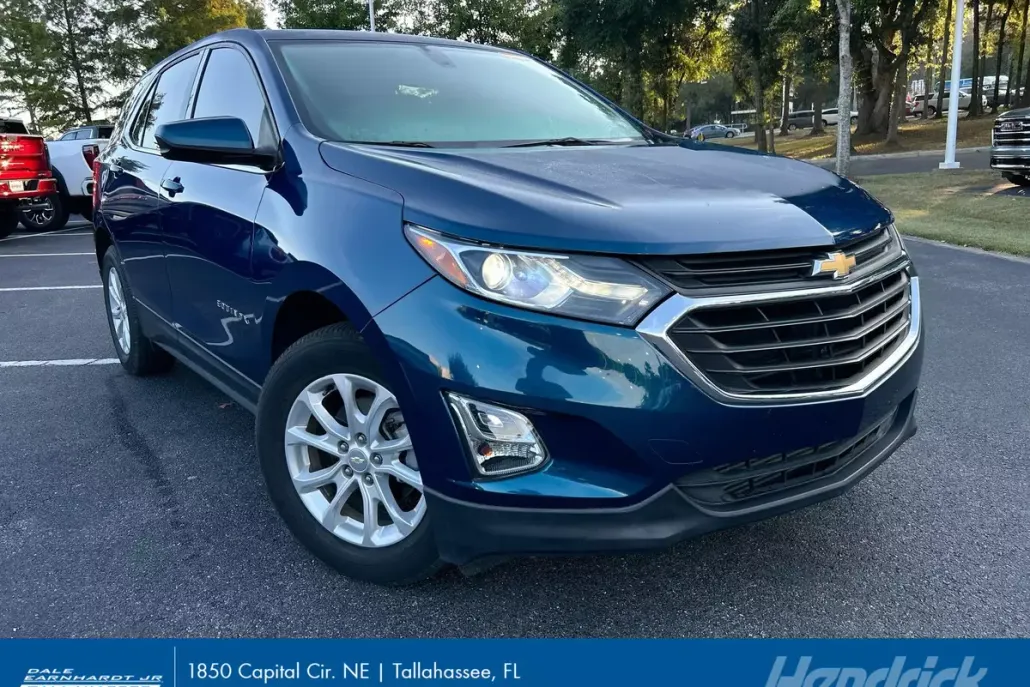 2019 Chevrolet Equinox LT photo 1