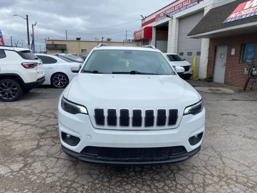 2019 Jeep Cherokee Latitude photo 1