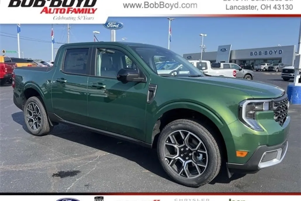 2025 Ford Maverick Lariat photo 1