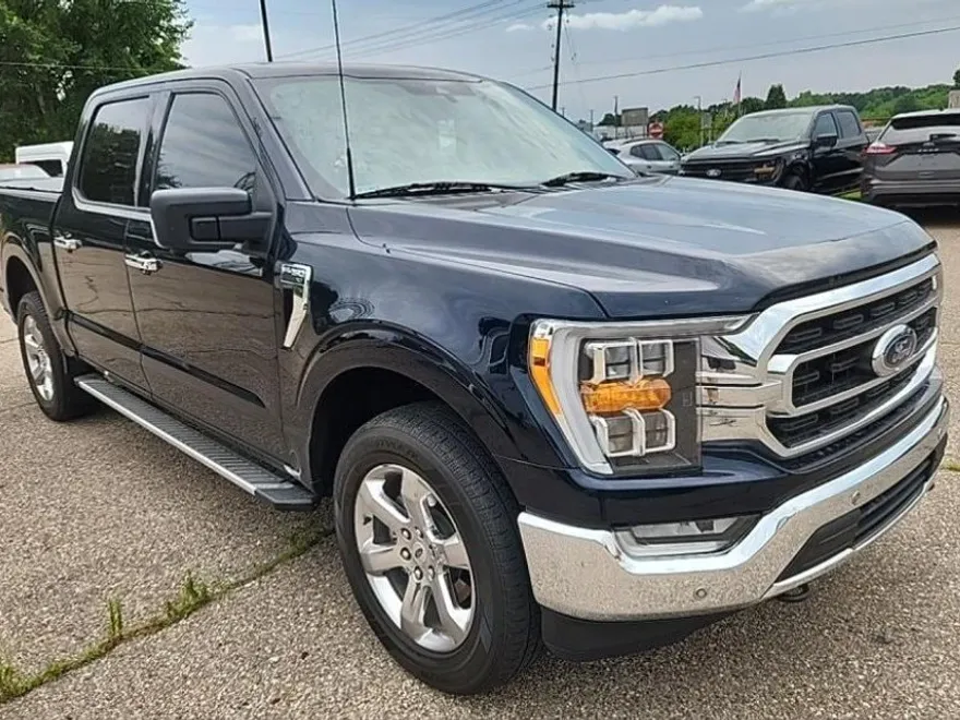 2022 Ford F-150 XLT photo 1