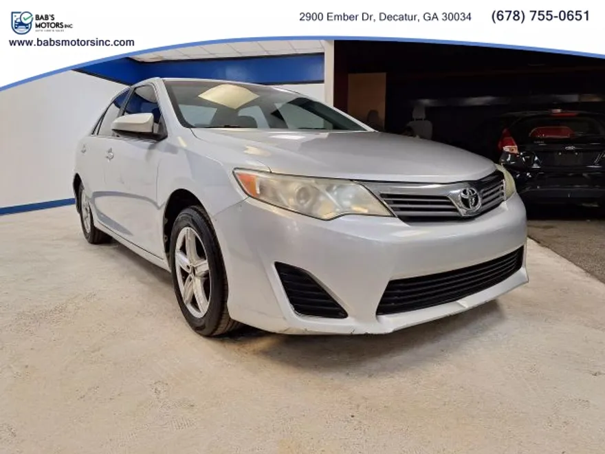 2012 Toyota Camry L photo 1