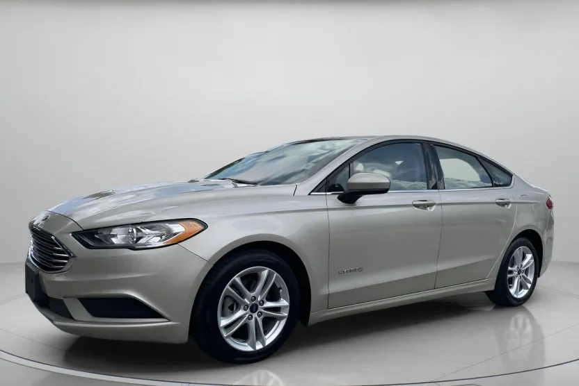 2018 Ford Fusion Hybrid S photo 1