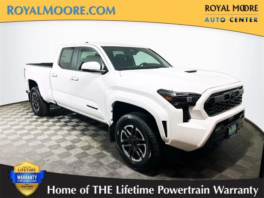 2025 Toyota Tacoma TRD Sport photo 1