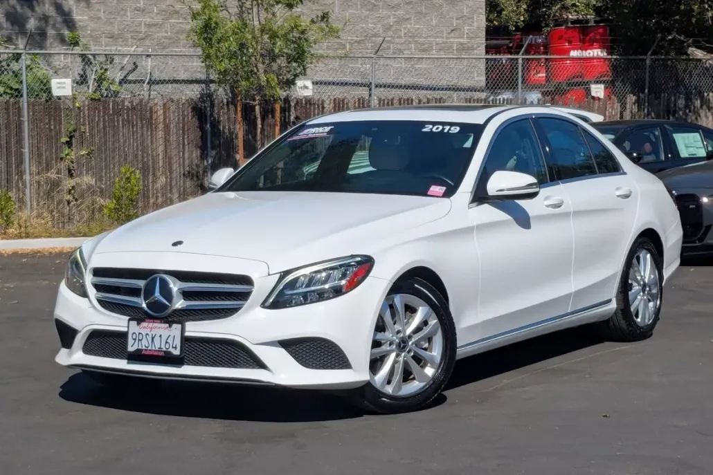 2019 Mercedes Benz C 300 Sedan photo 1
