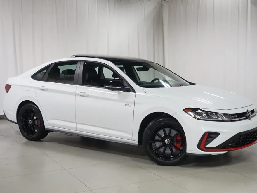 2025 Volkswagen Jetta GLI 2.0T Autobahn photo 1