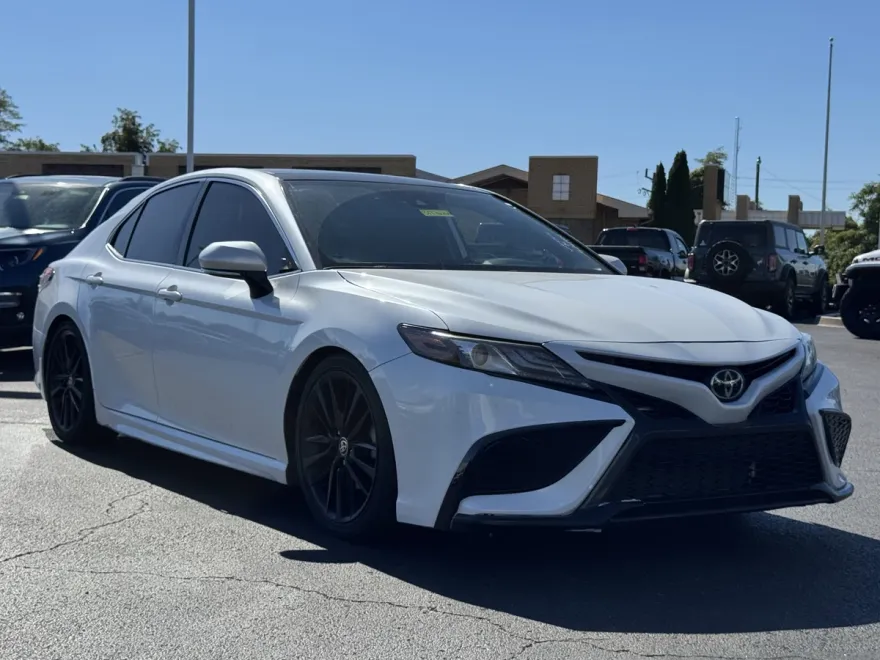 2021 Toyota Camry XSE photo 1