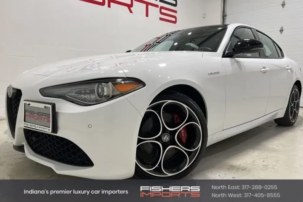 2023 Alfa Romeo Giulia Ti photo 1