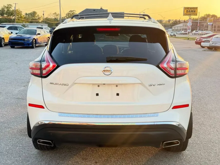 2018 Nissan Murano SV photo 1