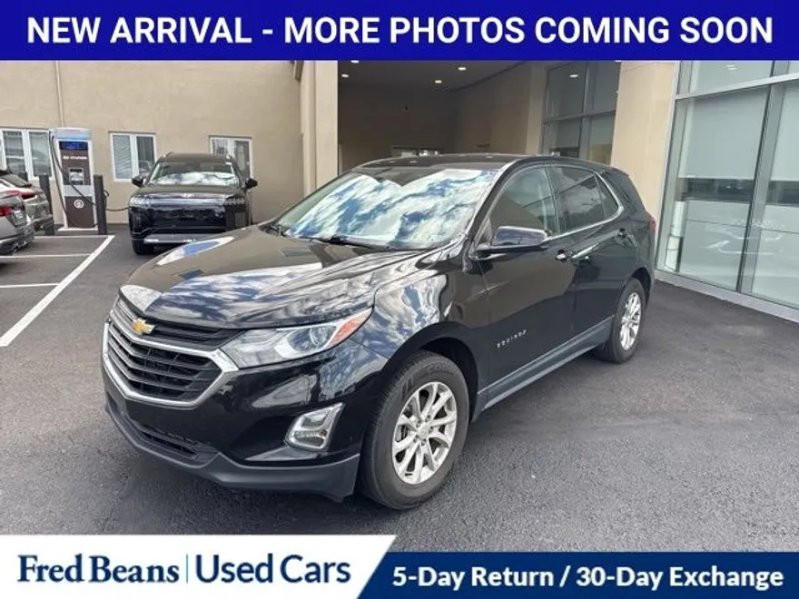 2019 Chevrolet Equinox LT photo 1