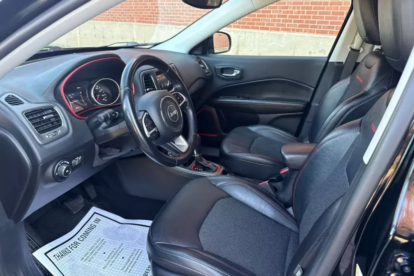 2020 Jeep Compass Trailhawk photo 1