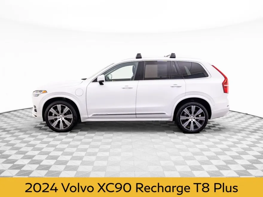 2024 Volvo XC90 Recharge T8 Plus photo 1