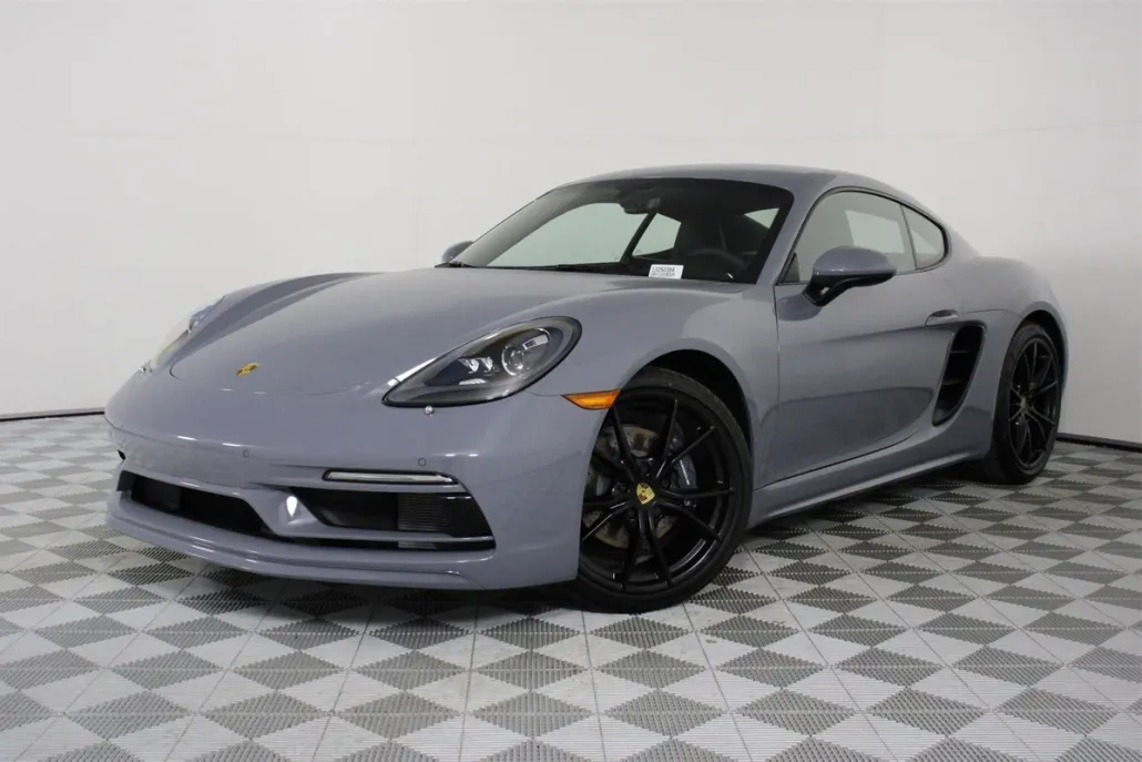 2025 Porsche Cayman photo 1