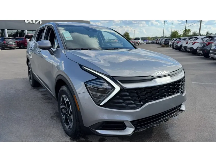 2025 Kia Sportage LX photo 1